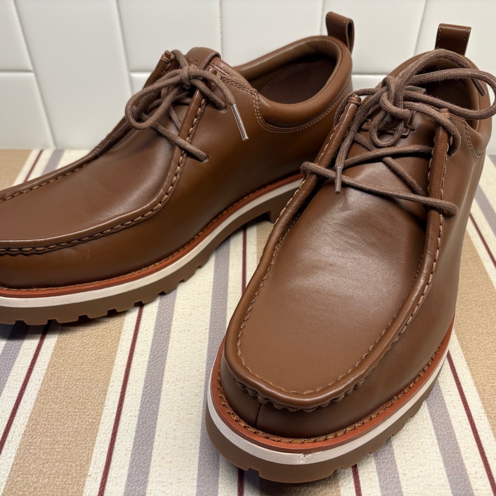Coach Men's Brown Leather Moccasin Derby Shoes CP803 Size 9D NWOB - Minor Flaw